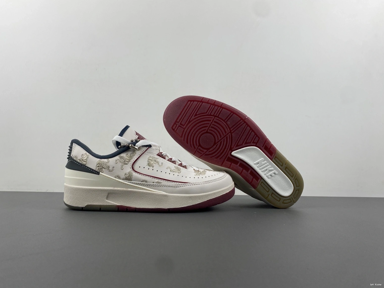the Dragon Year Retro Men's - Low FJ3468-100 2 Jordan of 0512